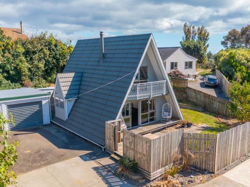 82A Raumati Road, Raumati Beach