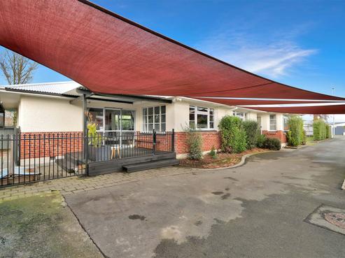 51 Beach Road, Hampstead