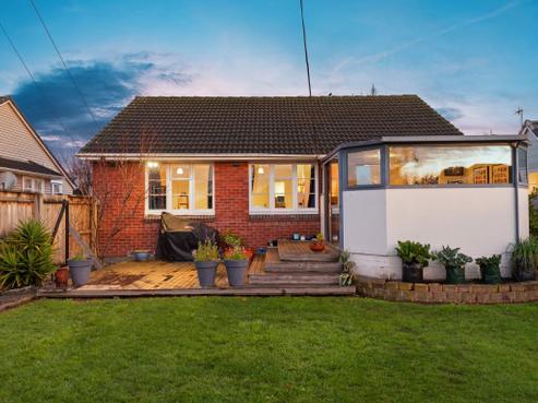 36 Dunarnan Street, Avonside