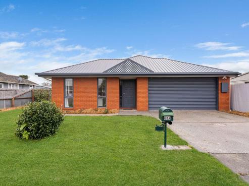 63 Amyes Road, Hornby