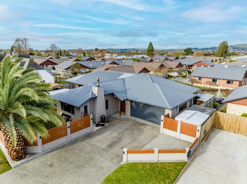 8 Woodfield Place, Parkvale