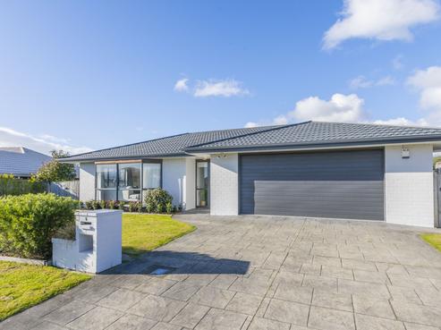 5 Sovereign Way, Paraparaumu