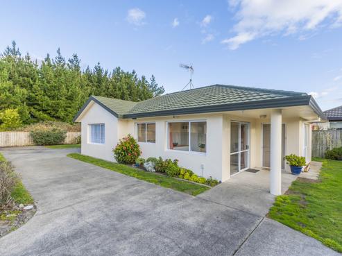 4E Cedar Drive, Paraparaumu Beach