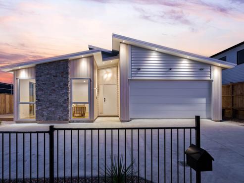 13 Kauri Gum Rise, Swanson