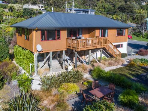 1 Field Terrace, Okiwi Bay