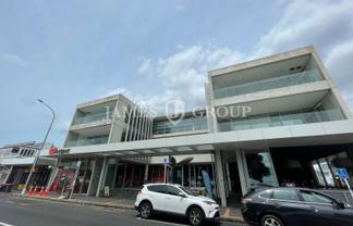 ST HELIERS OFFICE IN WATERFRONT BUILDING