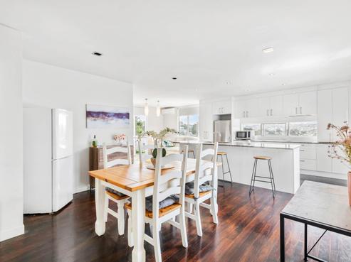 652 Beach Road, Browns Bay