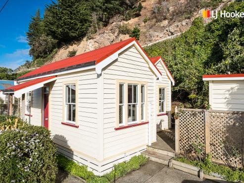 5 Macandrew Road, Careys Bay