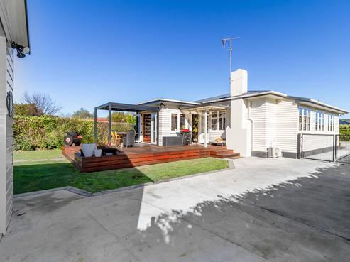 16 Barker Road, Marewa