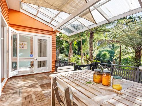 73 Waima Crescent, Titirangi