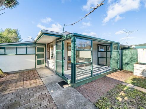 2/2 Parera Grove, Heretaunga