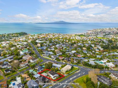 181 East Coast Road, Castor Bay