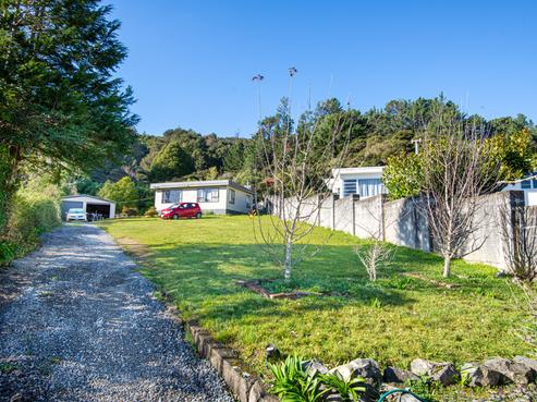 25 Kennedy Grove, Stokes Valley