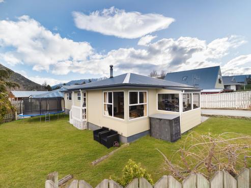 26 Riverside Road, Frankton