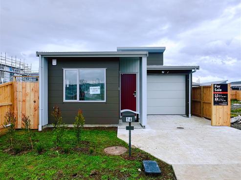 16 Heihei Street, Papakura