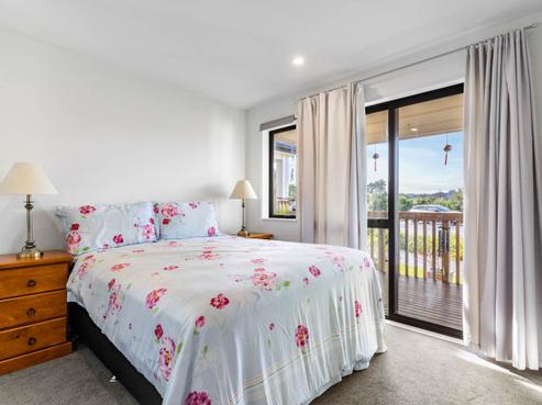 17A Tributary Parade, Karaka