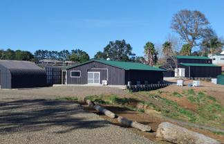 Multi Use Warehouse/Office With Great Yard