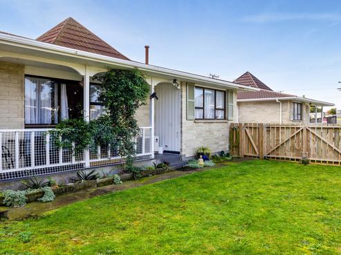 4 Warkworth Grove, Bell Block
