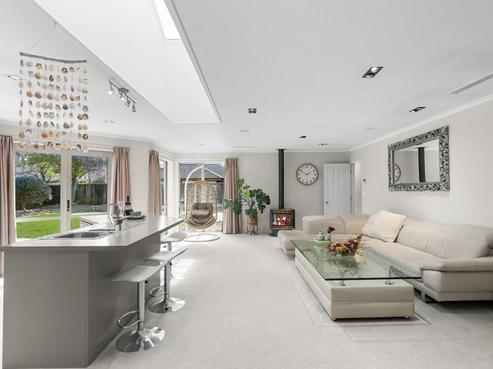 56 O'Neill Avenue, Northwood