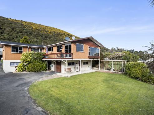 329 Hillingdon Street, Normanby