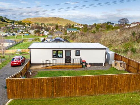 24 Stromness Street, Palmerston