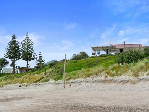 643 Pukehina Parade, Pukehina