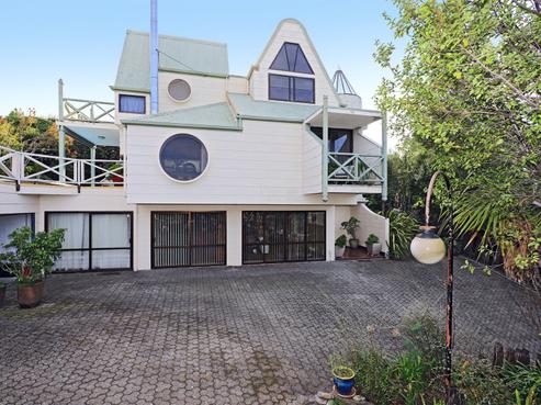 17 Ewan Place, Taradale