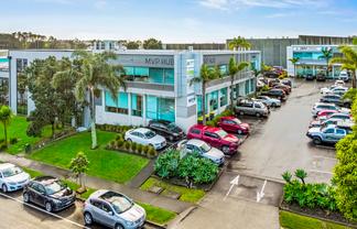 270 sqm Modern Office