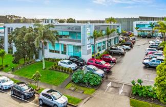 270 sqm Modern Office