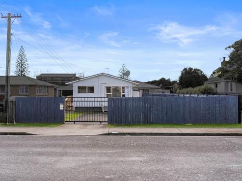 1/22 Mcdougall Street, Manurewa East