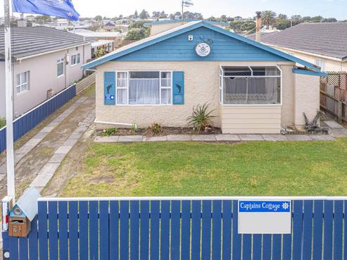 26 Seafront Road, Castlecliff