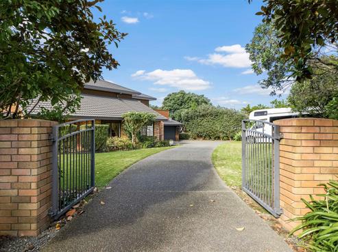 6 D'Urville Place, Gulf Harbour