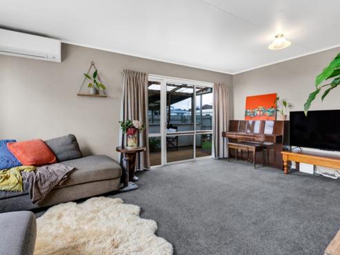 60 Bayly Street, Waitara