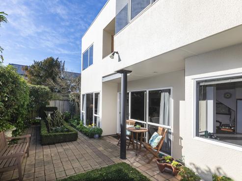 3/33 Holly Road, Saint Albans