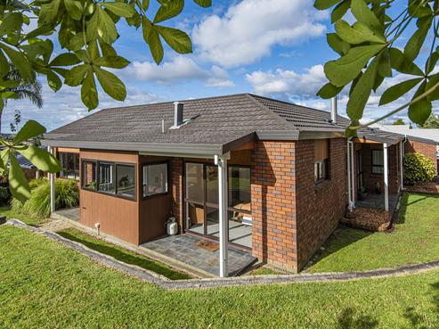 1 Saint Andrews Place, Kamo