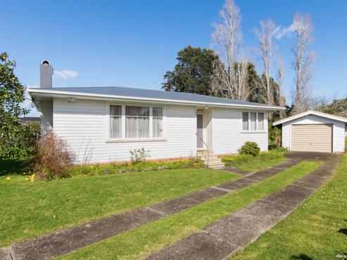 37 Neil Avenue, Te Atatu Peninsula