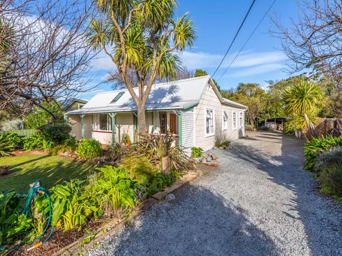138 Fitzherbert Street, Featherston