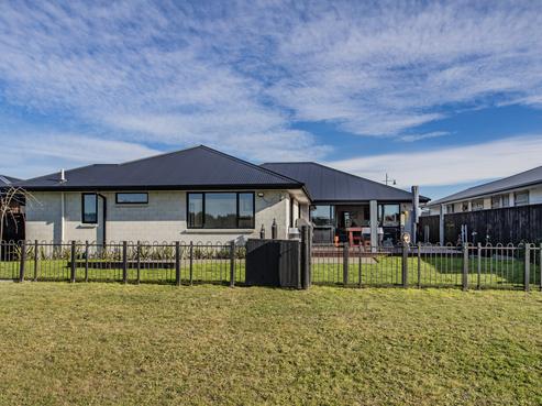 10 Marangai Drive, Pegasus