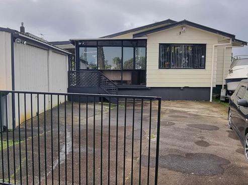 8A Fruitvale Road, New Lynn