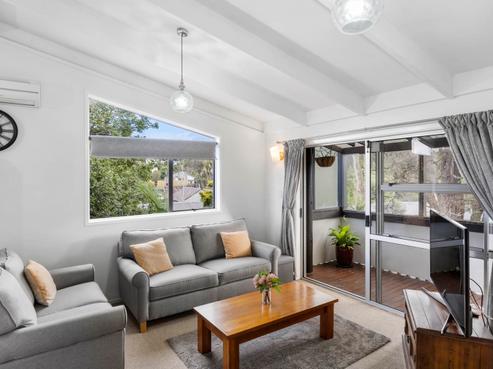 2/37 Glamorgan Drive, Torbay