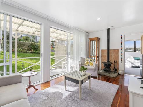 27 Langton Road, Stanmore Bay