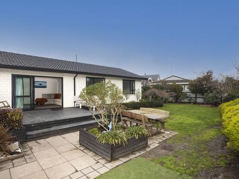 53 Keighleys Road, Bromley