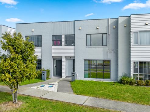 98 Arion Road, Takanini