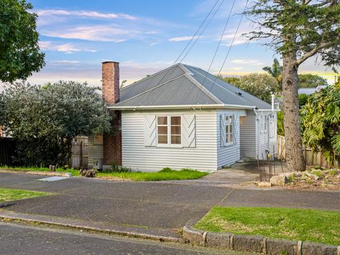 1 Westmere Park Avenue, Westmere