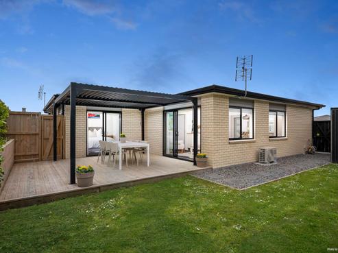 64 Koropupu Street, Pukekohe