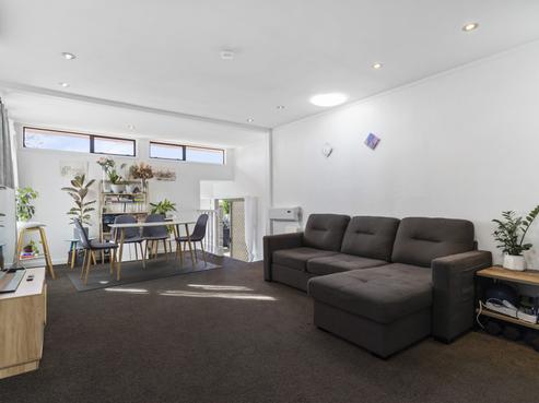 34C Strong Street, Saint Johns