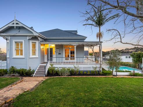 12 Mariposa Crescent, Birkenhead