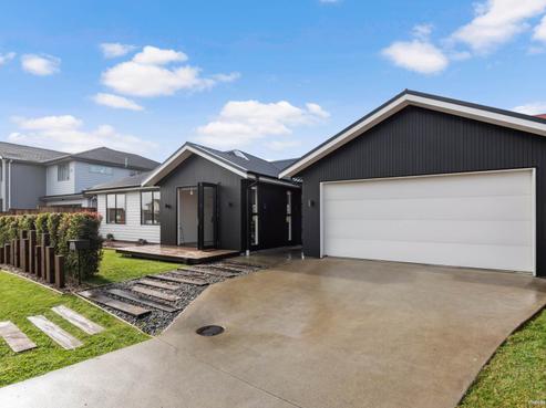 31 Couldrey Crescent, Red Beach