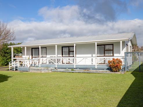 6 Hale Place, Ngatea