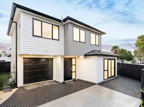 96A Roberts Road, Te Atatu South